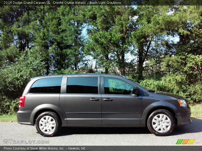 Granite Crystal Metallic / Black/Light Graystone 2016 Dodge Grand Caravan SE
