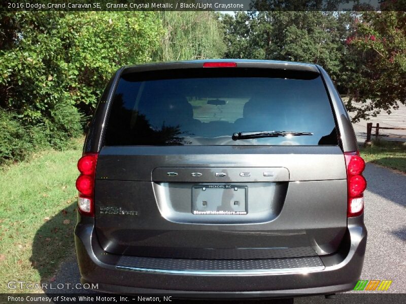 Granite Crystal Metallic / Black/Light Graystone 2016 Dodge Grand Caravan SE