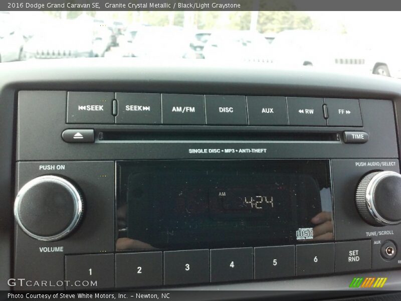 Granite Crystal Metallic / Black/Light Graystone 2016 Dodge Grand Caravan SE