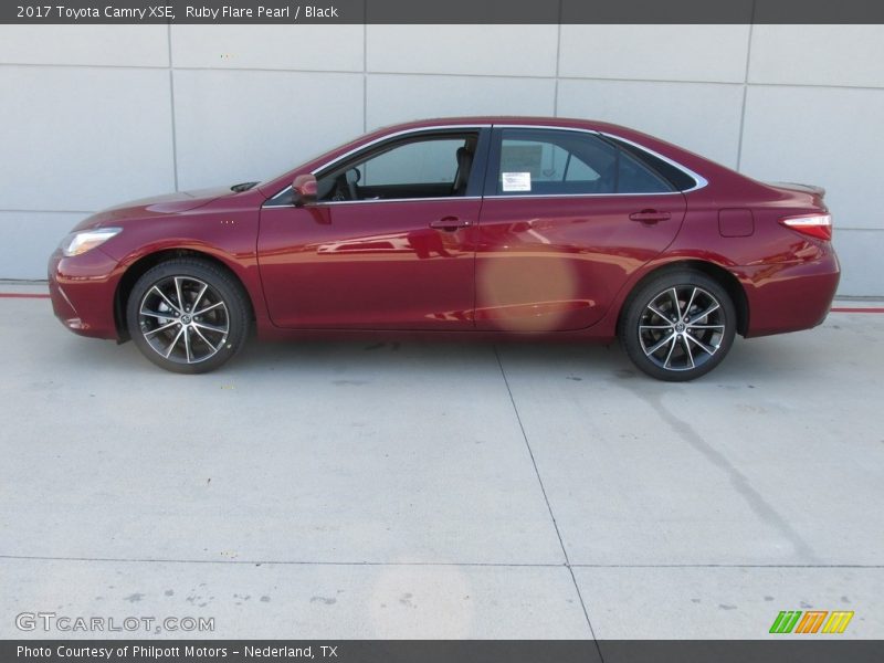 Ruby Flare Pearl / Black 2017 Toyota Camry XSE