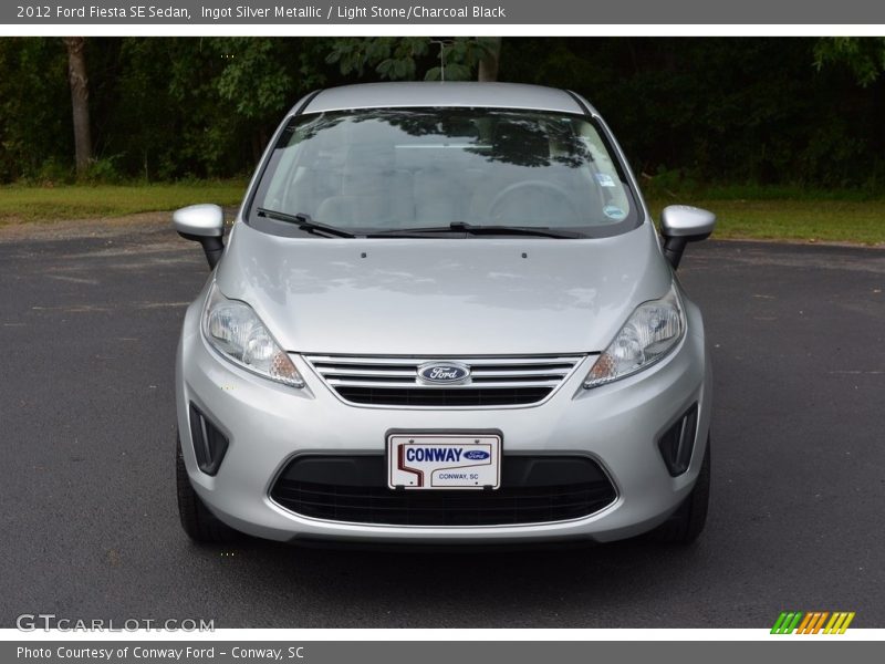 Ingot Silver Metallic / Light Stone/Charcoal Black 2012 Ford Fiesta SE Sedan