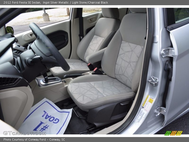 Ingot Silver Metallic / Light Stone/Charcoal Black 2012 Ford Fiesta SE Sedan