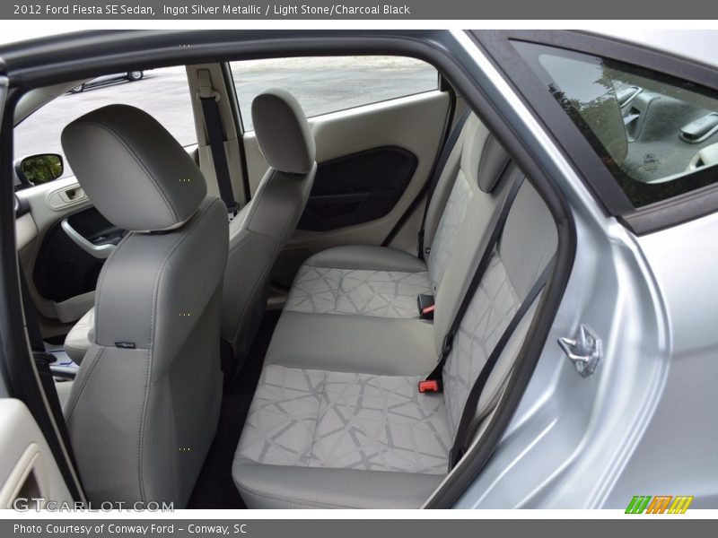 Ingot Silver Metallic / Light Stone/Charcoal Black 2012 Ford Fiesta SE Sedan