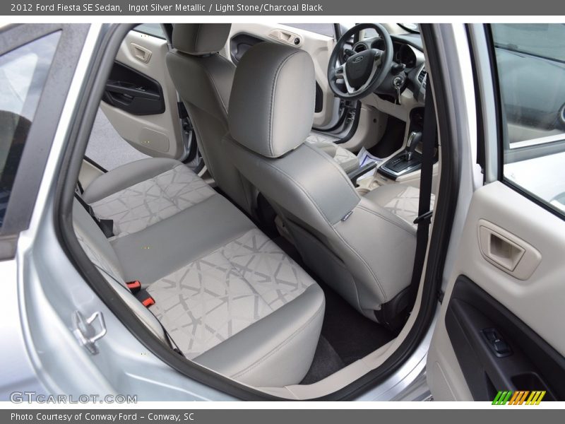 Ingot Silver Metallic / Light Stone/Charcoal Black 2012 Ford Fiesta SE Sedan