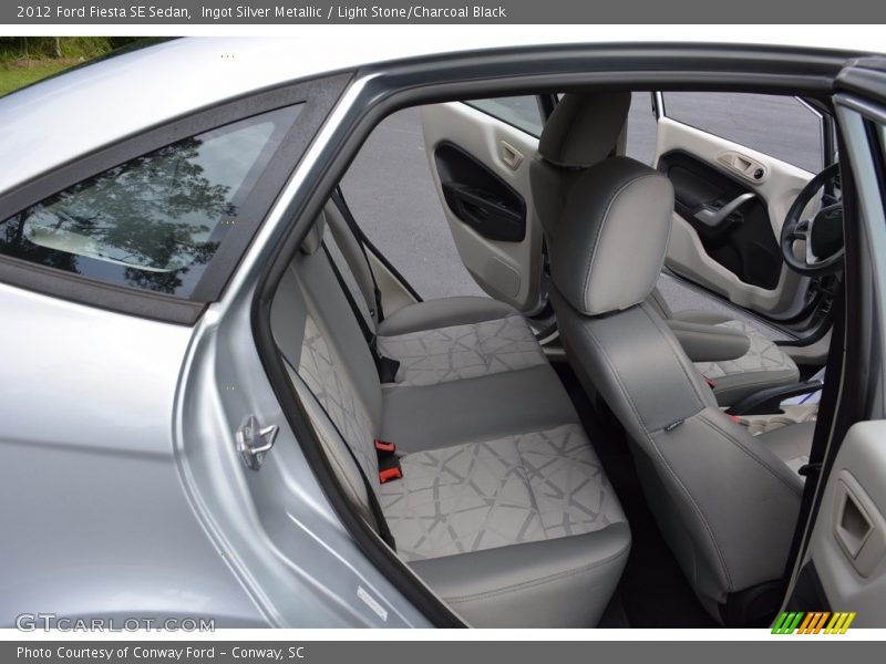 Ingot Silver Metallic / Light Stone/Charcoal Black 2012 Ford Fiesta SE Sedan