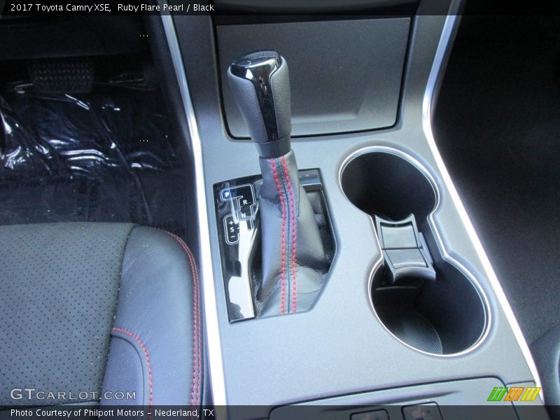 Ruby Flare Pearl / Black 2017 Toyota Camry XSE