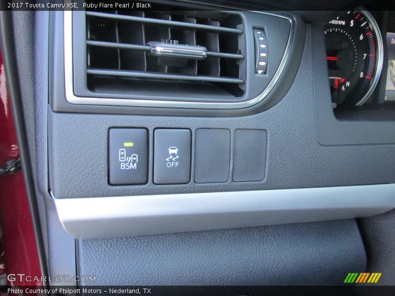 Ruby Flare Pearl / Black 2017 Toyota Camry XSE