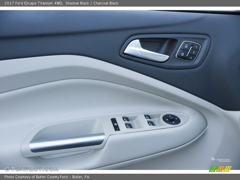 Shadow Black / Charcoal Black 2017 Ford Escape Titanium 4WD