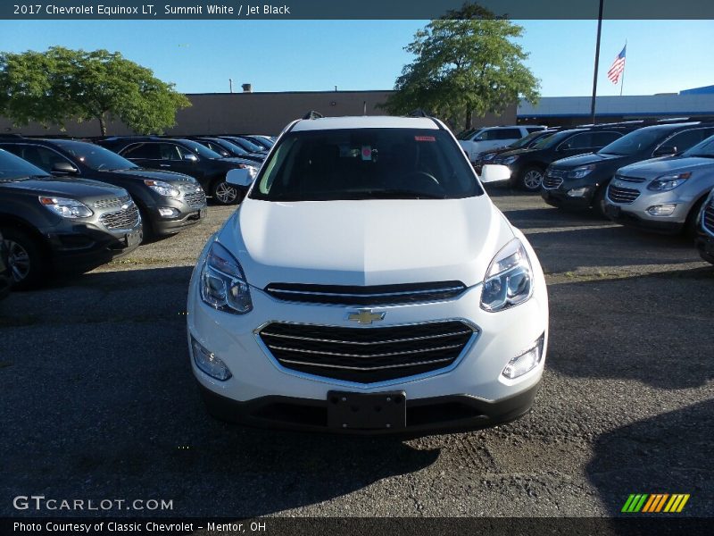 Summit White / Jet Black 2017 Chevrolet Equinox LT