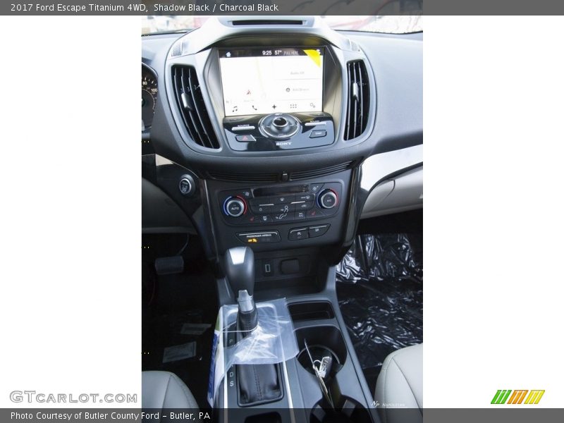 Shadow Black / Charcoal Black 2017 Ford Escape Titanium 4WD
