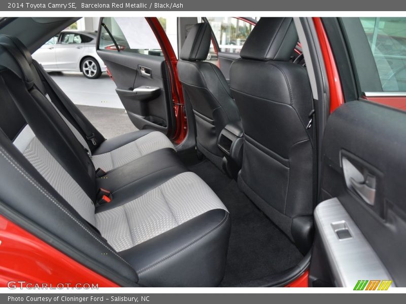 Barcelona Red Metallic / Black/Ash 2014 Toyota Camry SE