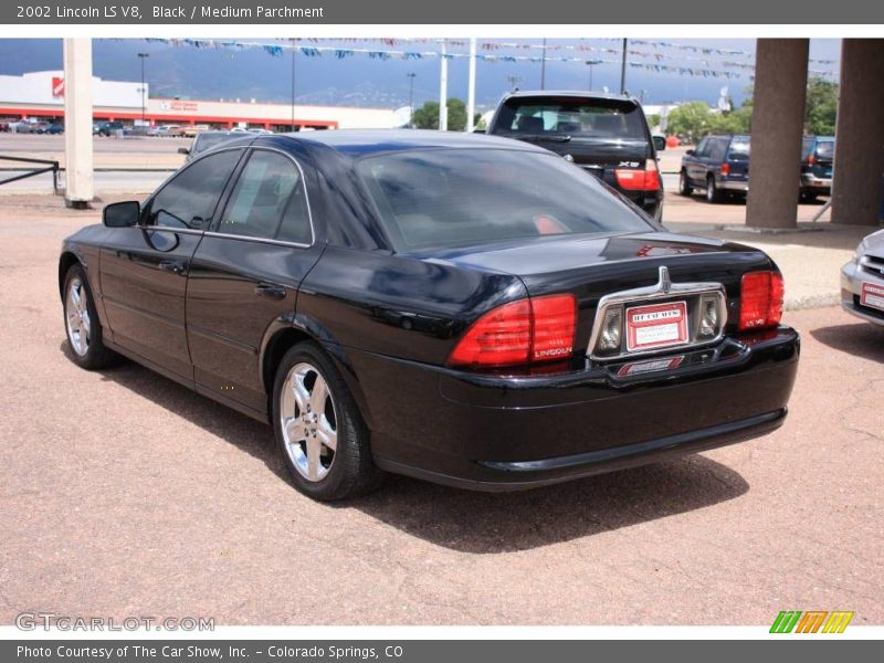 Black / Medium Parchment 2002 Lincoln LS V8