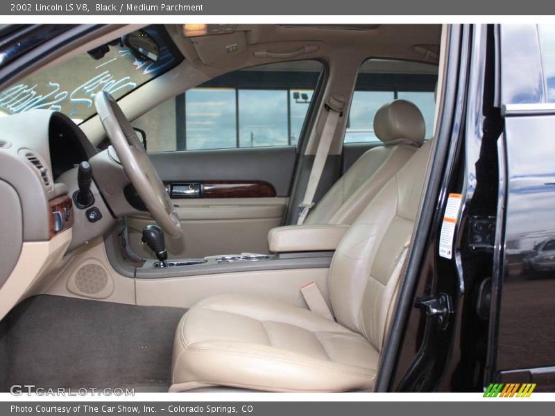 Black / Medium Parchment 2002 Lincoln LS V8