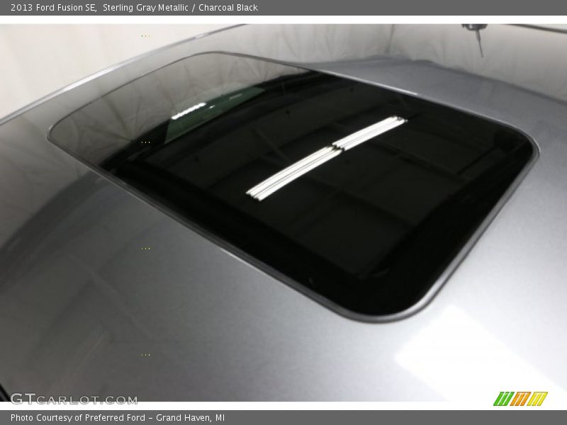 Sterling Gray Metallic / Charcoal Black 2013 Ford Fusion SE