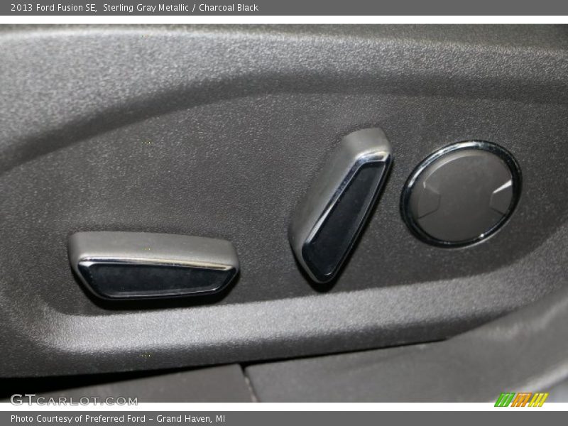 Sterling Gray Metallic / Charcoal Black 2013 Ford Fusion SE