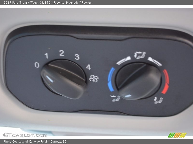 Controls of 2017 Transit Wagon XL 350 MR Long