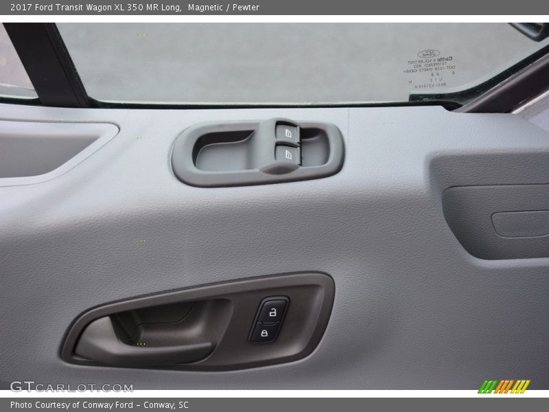 Controls of 2017 Transit Wagon XL 350 MR Long