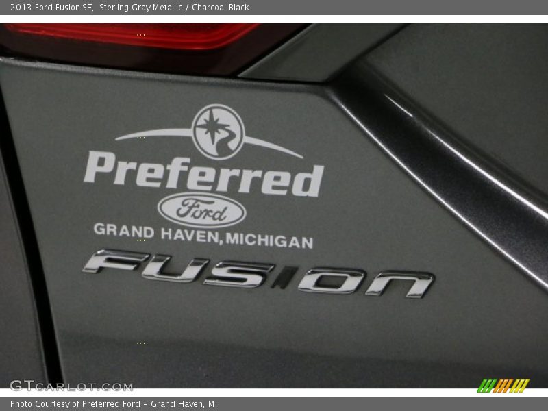 Sterling Gray Metallic / Charcoal Black 2013 Ford Fusion SE