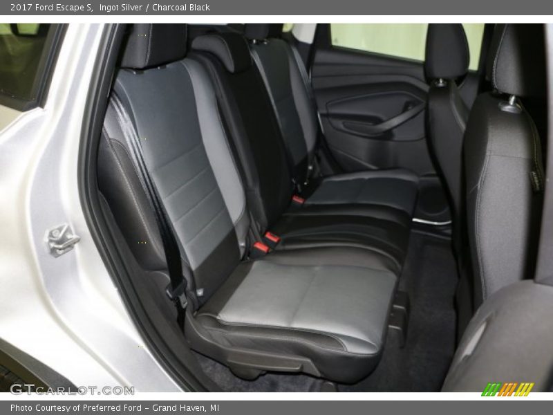 Ingot Silver / Charcoal Black 2017 Ford Escape S