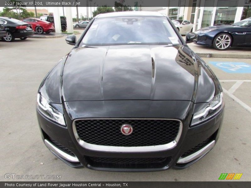 Ultimate Black / Jet 2017 Jaguar XF 20d