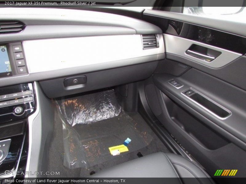 Rhodium Silver / Jet 2017 Jaguar XF 35t Premium
