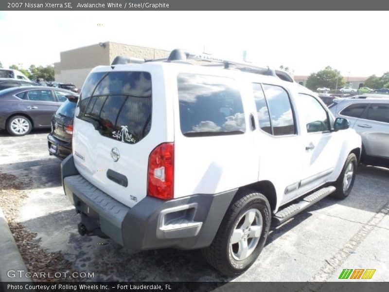 Avalanche White / Steel/Graphite 2007 Nissan Xterra SE