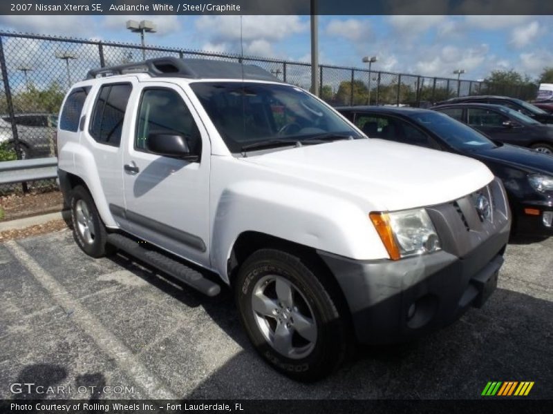 Avalanche White / Steel/Graphite 2007 Nissan Xterra SE