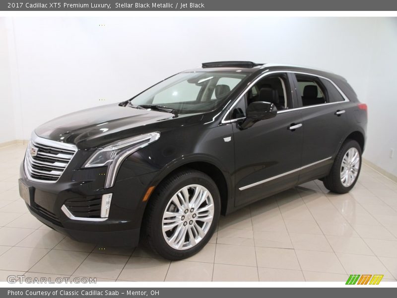 Stellar Black Metallic / Jet Black 2017 Cadillac XT5 Premium Luxury