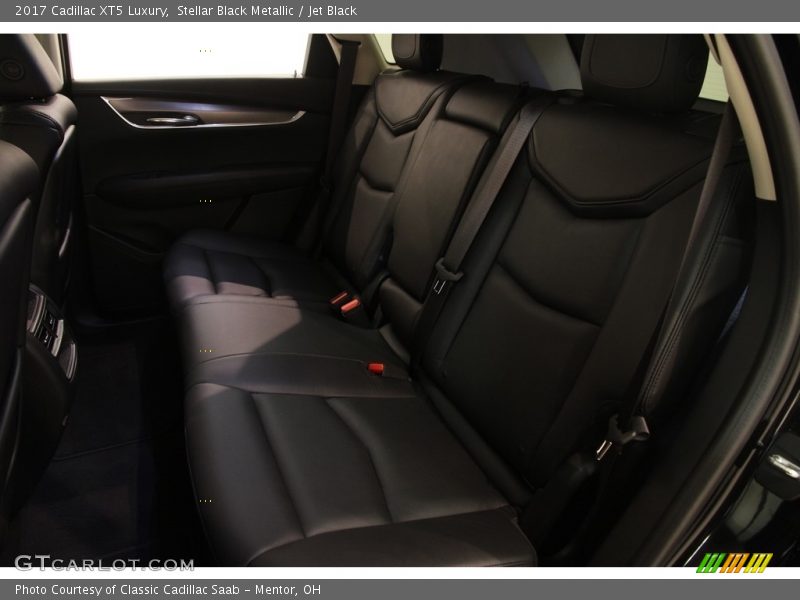 Stellar Black Metallic / Jet Black 2017 Cadillac XT5 Luxury