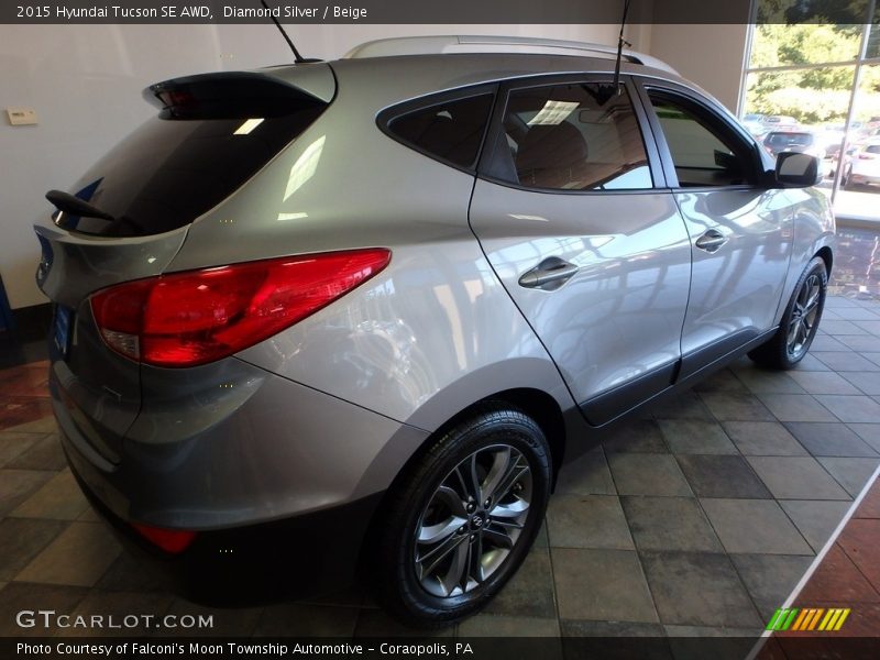Diamond Silver / Beige 2015 Hyundai Tucson SE AWD