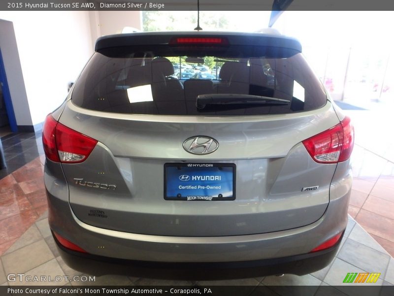 Diamond Silver / Beige 2015 Hyundai Tucson SE AWD