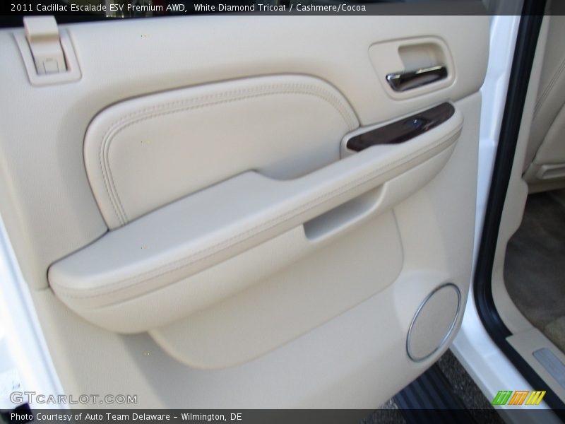 White Diamond Tricoat / Cashmere/Cocoa 2011 Cadillac Escalade ESV Premium AWD