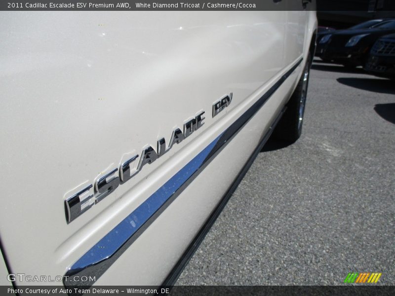 White Diamond Tricoat / Cashmere/Cocoa 2011 Cadillac Escalade ESV Premium AWD