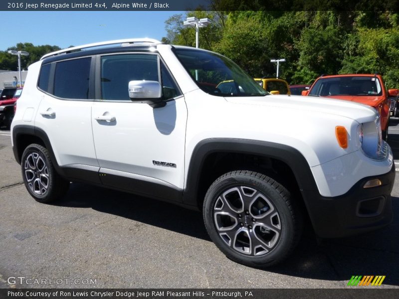 Alpine White / Black 2016 Jeep Renegade Limited 4x4