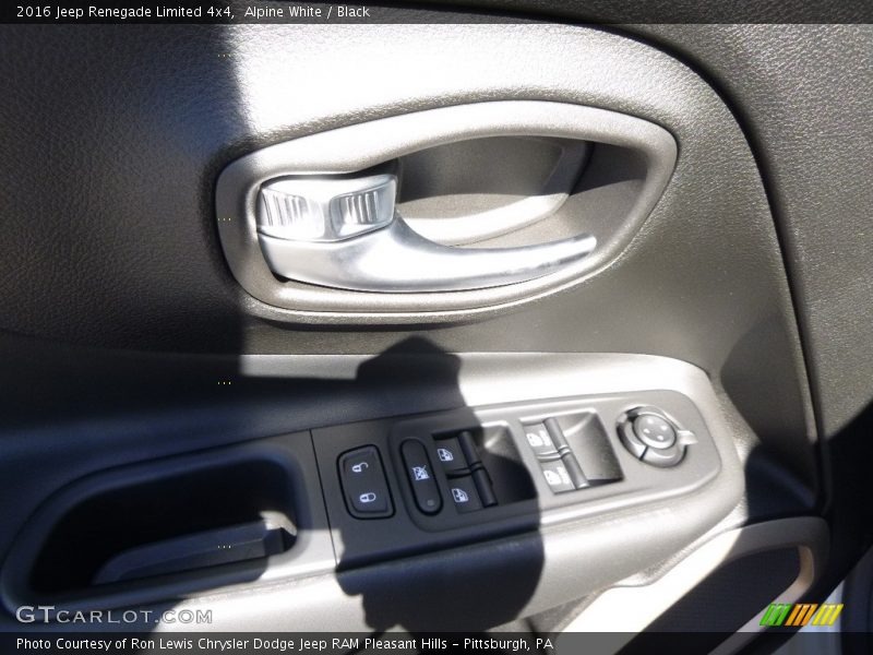 Alpine White / Black 2016 Jeep Renegade Limited 4x4