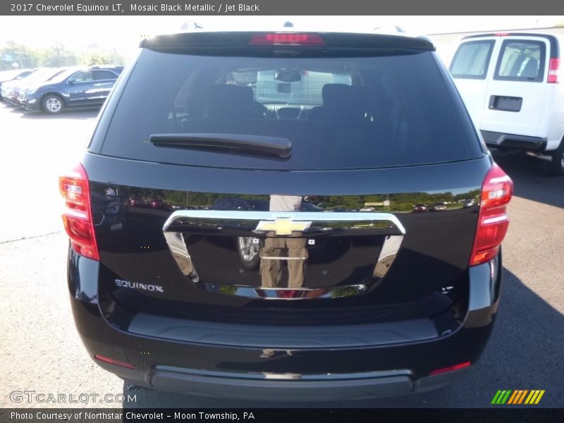 Mosaic Black Metallic / Jet Black 2017 Chevrolet Equinox LT
