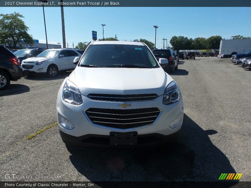 Iridescent Pearl Tricoat / Jet Black 2017 Chevrolet Equinox LT