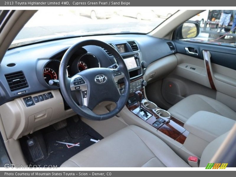Cypress Green Pearl / Sand Beige 2013 Toyota Highlander Limited 4WD