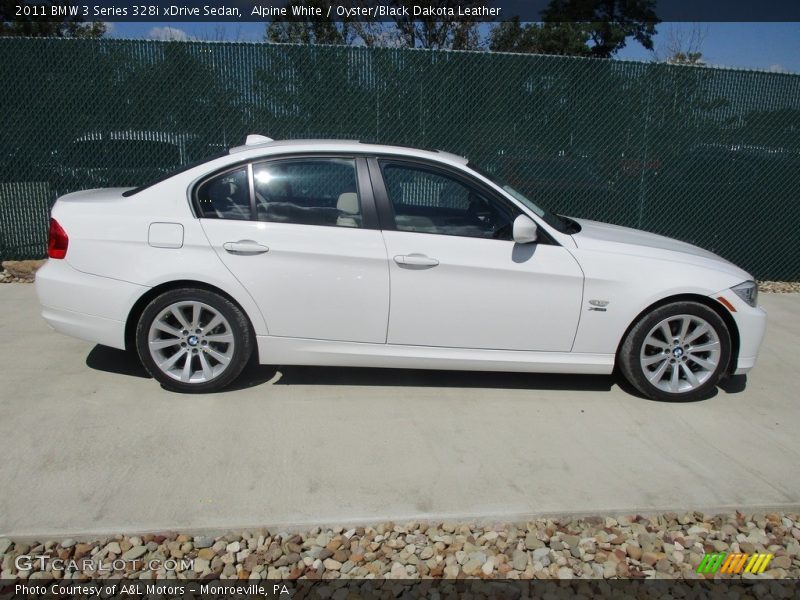 Alpine White / Oyster/Black Dakota Leather 2011 BMW 3 Series 328i xDrive Sedan