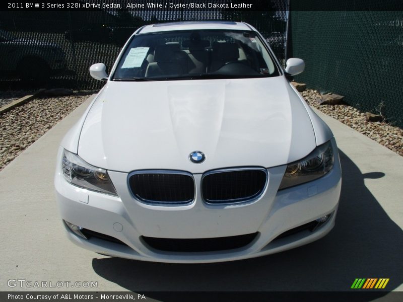 Alpine White / Oyster/Black Dakota Leather 2011 BMW 3 Series 328i xDrive Sedan