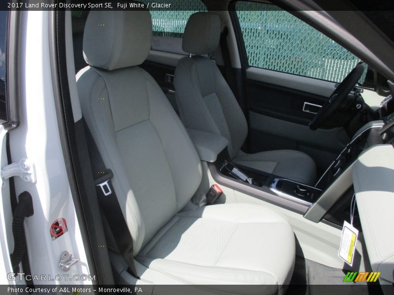 Fuji White / Glacier 2017 Land Rover Discovery Sport SE
