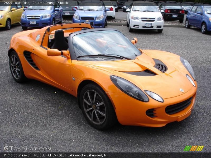 Front 3/4 View of 2005 Elise 
