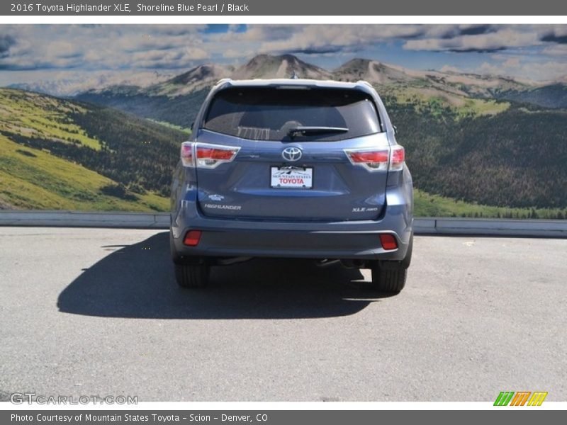 Shoreline Blue Pearl / Black 2016 Toyota Highlander XLE