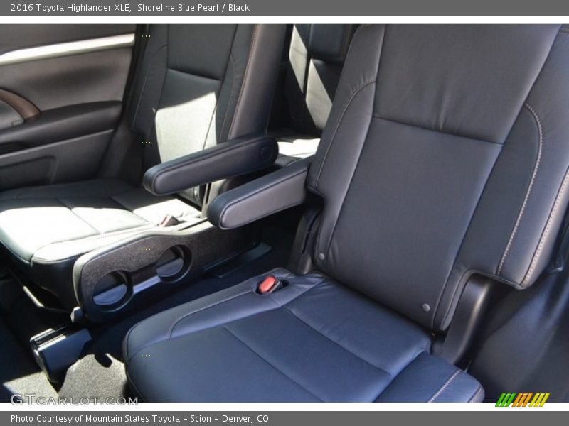 Shoreline Blue Pearl / Black 2016 Toyota Highlander XLE