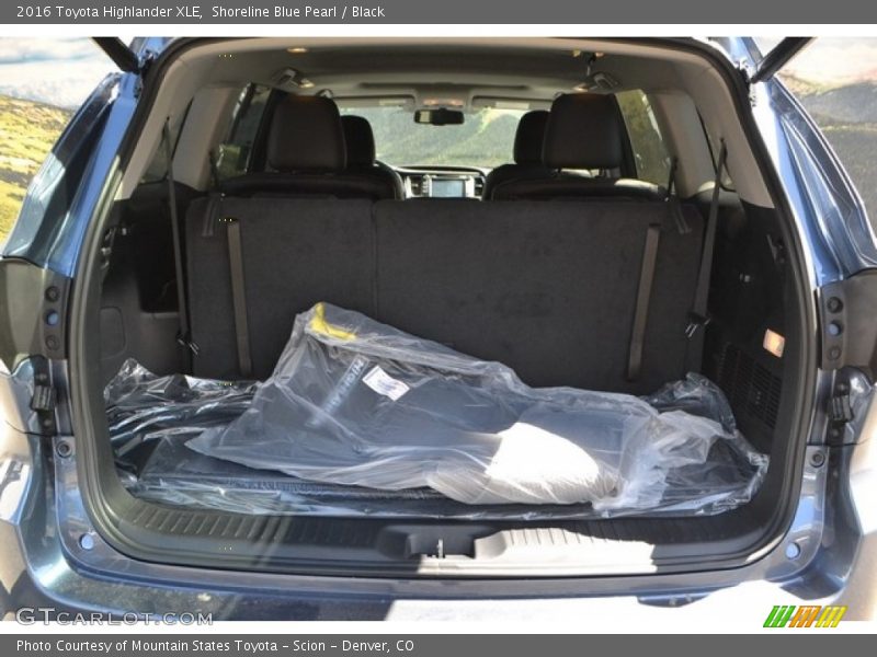 Shoreline Blue Pearl / Black 2016 Toyota Highlander XLE