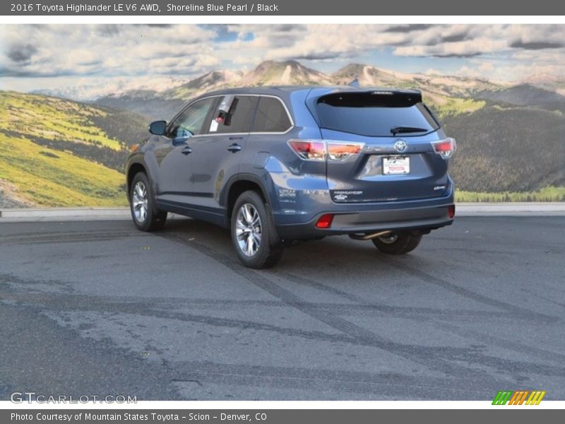 Shoreline Blue Pearl / Black 2016 Toyota Highlander LE V6 AWD