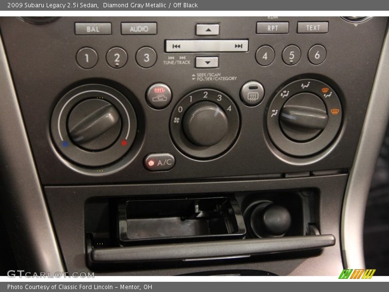 Diamond Gray Metallic / Off Black 2009 Subaru Legacy 2.5i Sedan