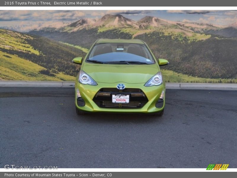 Electric Lime Metallic / Black 2016 Toyota Prius c Three