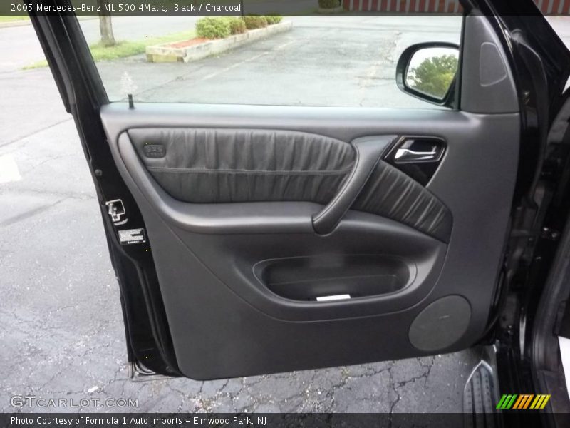 Black / Charcoal 2005 Mercedes-Benz ML 500 4Matic