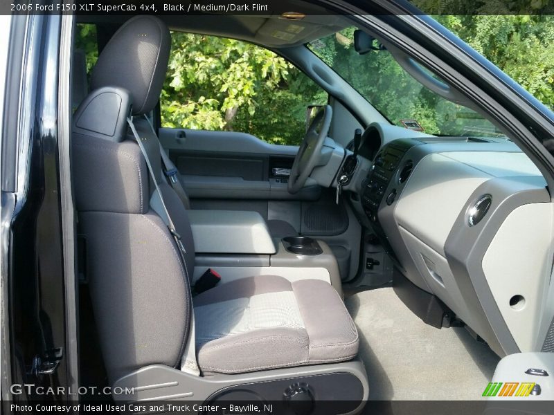 Black / Medium/Dark Flint 2006 Ford F150 XLT SuperCab 4x4